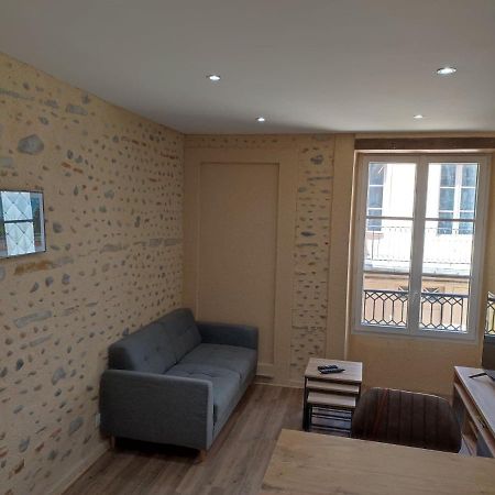 Studio De Charme En Pierres - Hyper Centre Apartment По Екстериор снимка