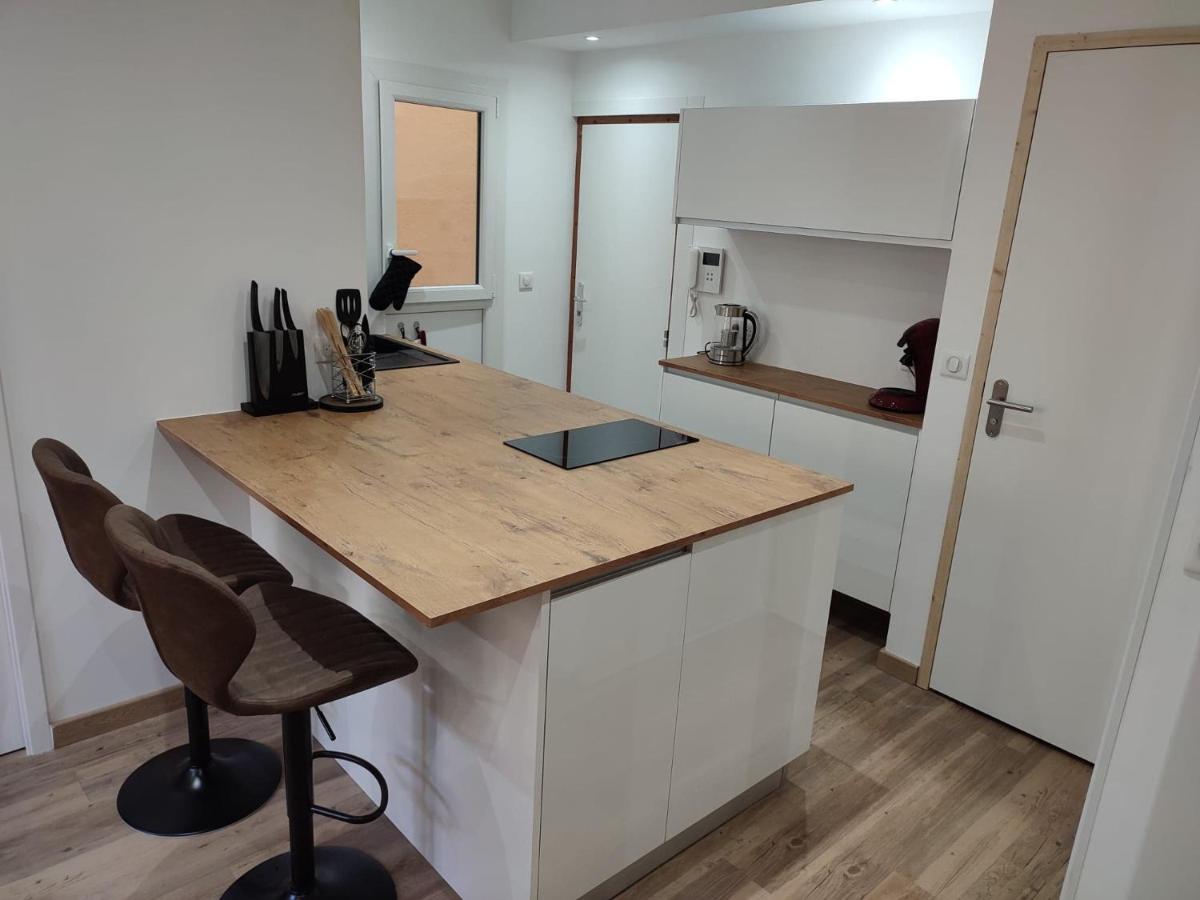 Studio De Charme En Pierres - Hyper Centre Apartment По Екстериор снимка